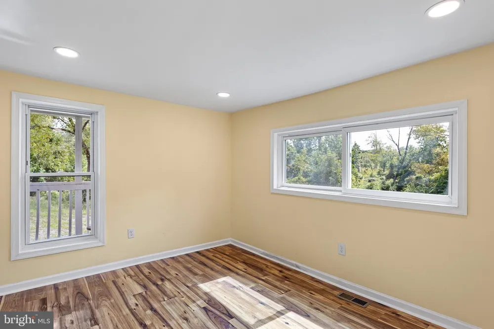 30 E MAIN STREET Christiana, DE 19702