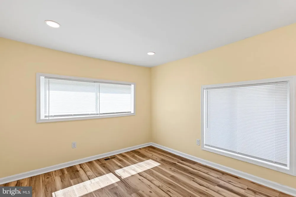 30 E MAIN STREET Christiana, DE 19702