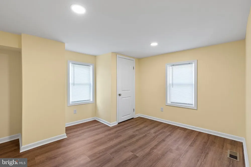 30 E MAIN STREET Christiana, DE 19702