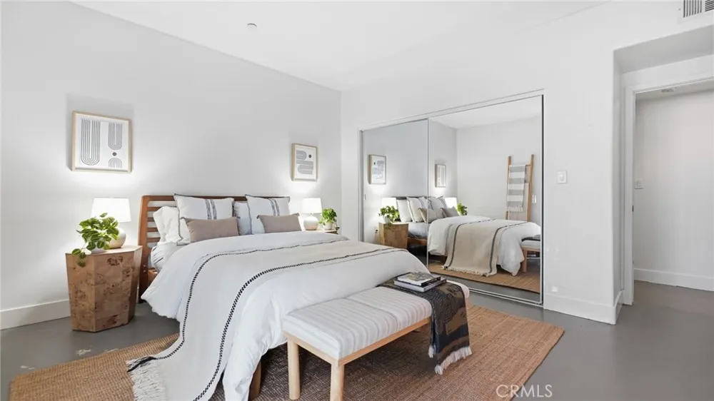 5232 Satsuma North Hollywood, CA 91601
