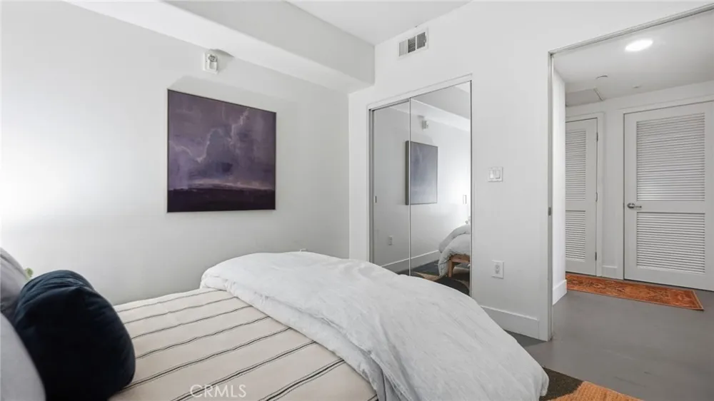 5232 Satsuma North Hollywood, CA 91601