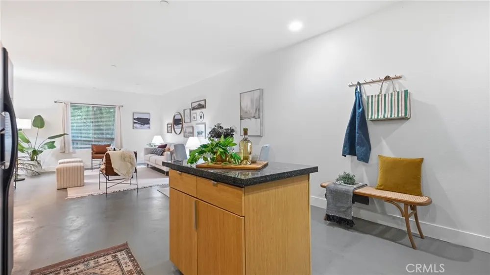 5232 Satsuma North Hollywood, CA 91601