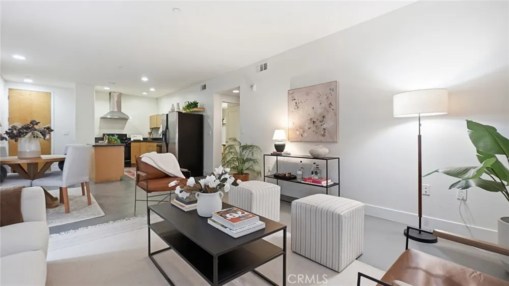 5232 Satsuma North Hollywood, CA 91601