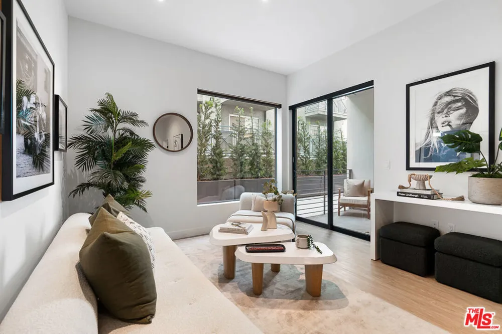 3667 Keystone Avenue #232 Los Angeles, CA 90034