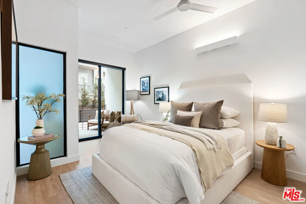 3667 Keystone Avenue #232 Los Angeles, CA 90034