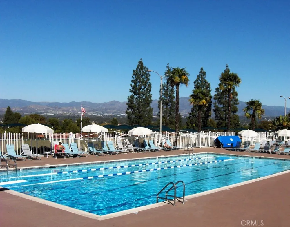 2262 Via Puerta #D Laguna Woods, CA 92637