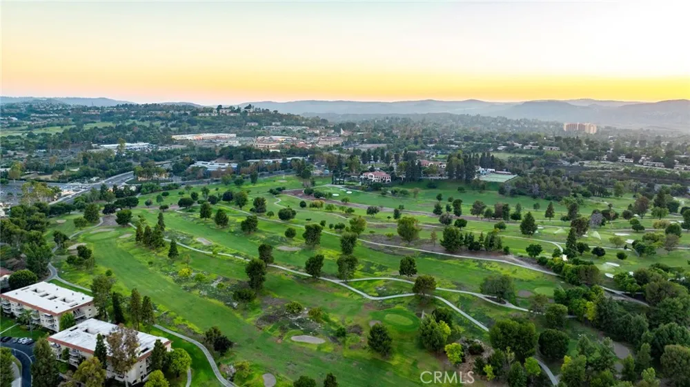 2262 Via Puerta #D Laguna Woods, CA 92637