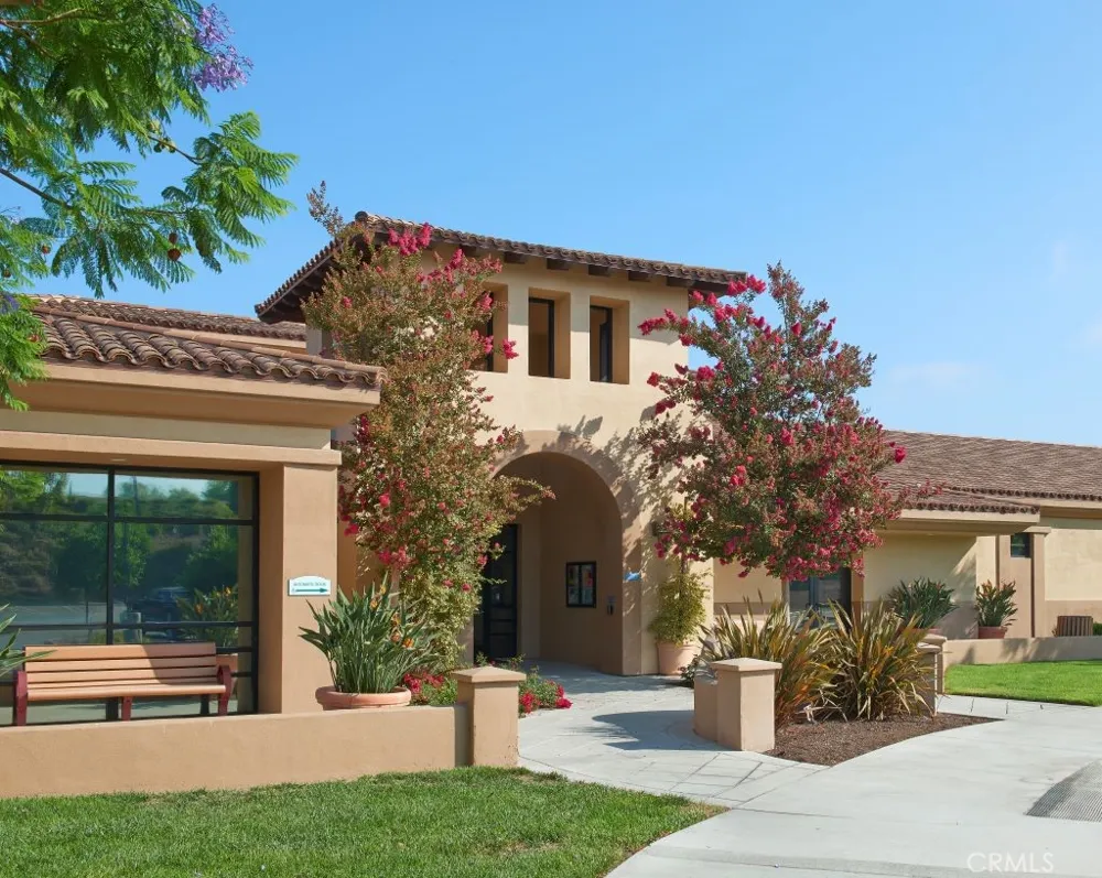2262 Via Puerta #D Laguna Woods, CA 92637