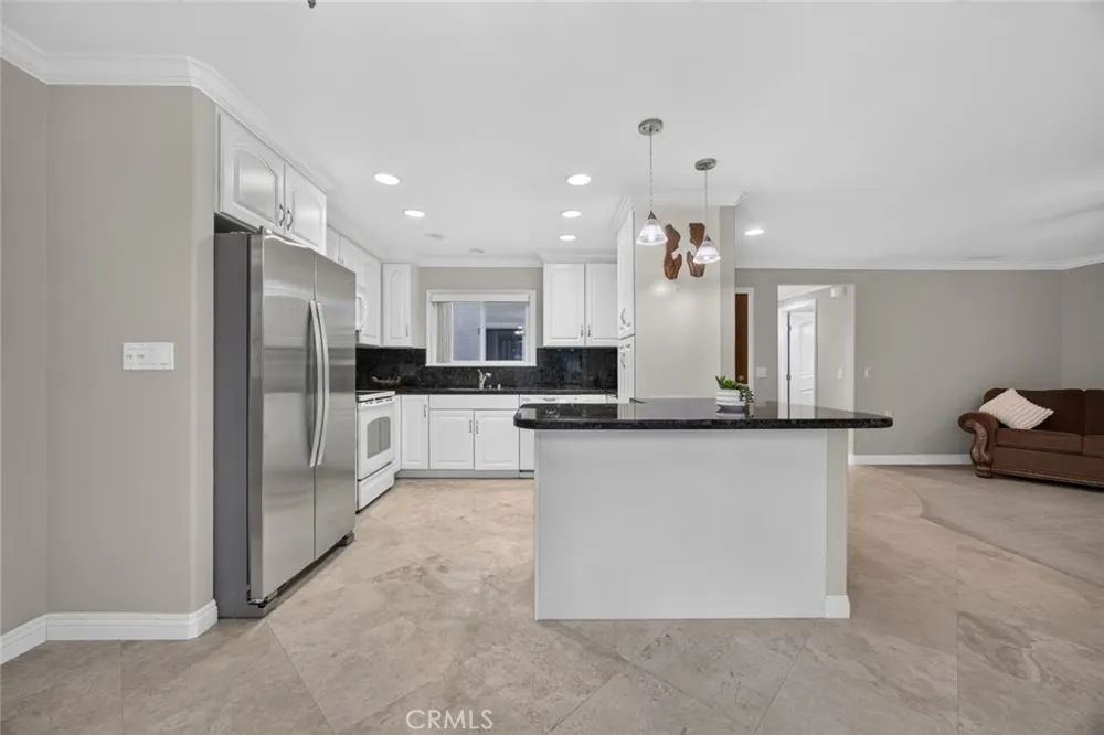 2262 Via Puerta #D Laguna Woods, CA 92637