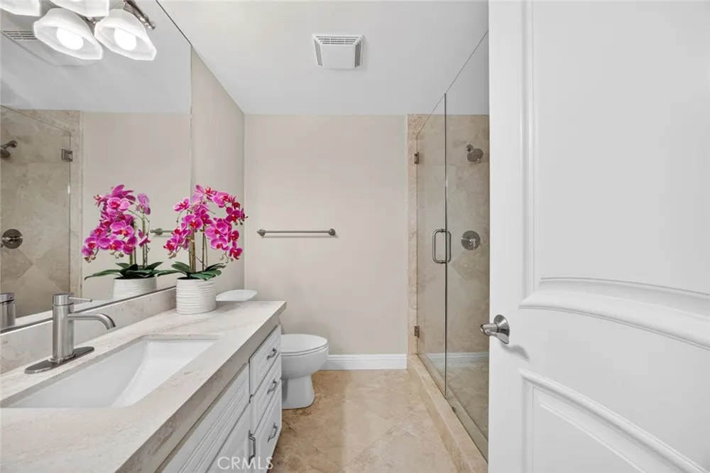 2262 Via Puerta #D Laguna Woods, CA 92637