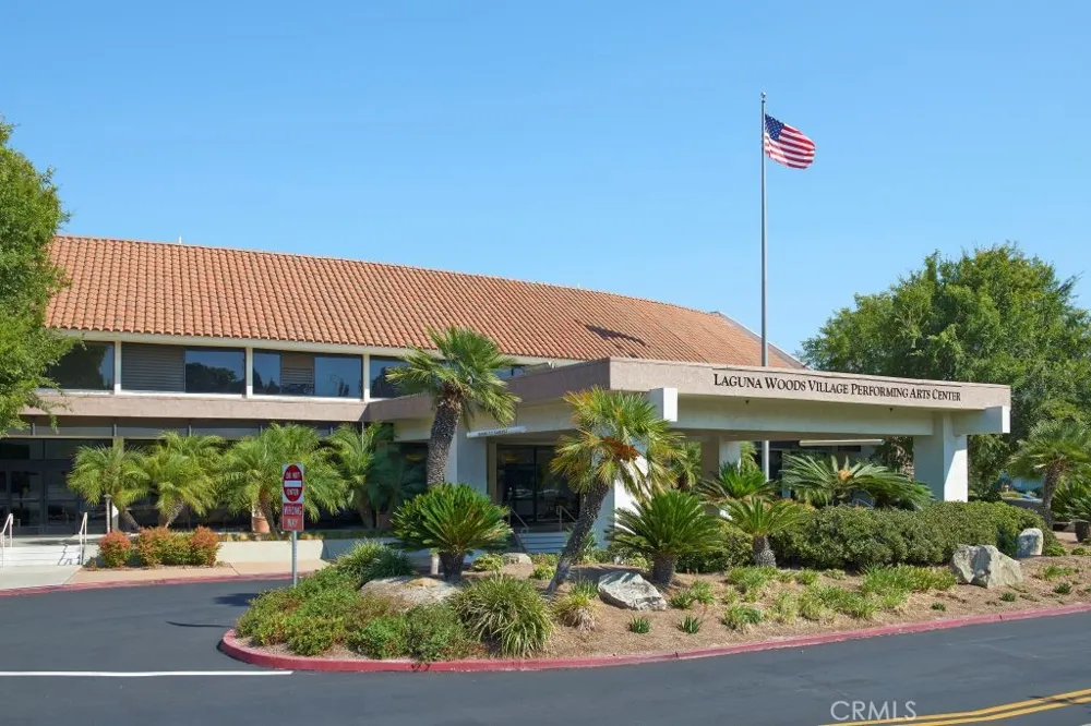 2262 Via Puerta #D Laguna Woods, CA 92637
