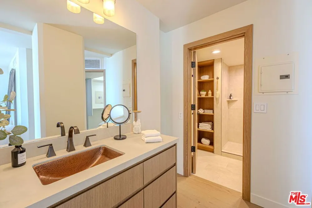 8787 Shoreham Drive #508 West Hollywood, CA 90069