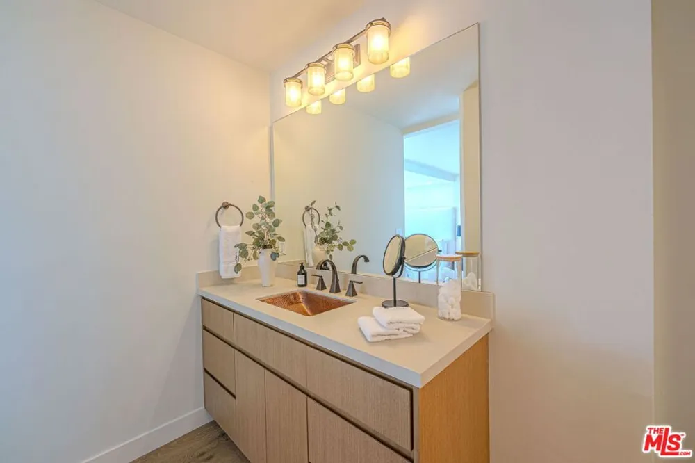 8787 Shoreham Drive #508 West Hollywood, CA 90069