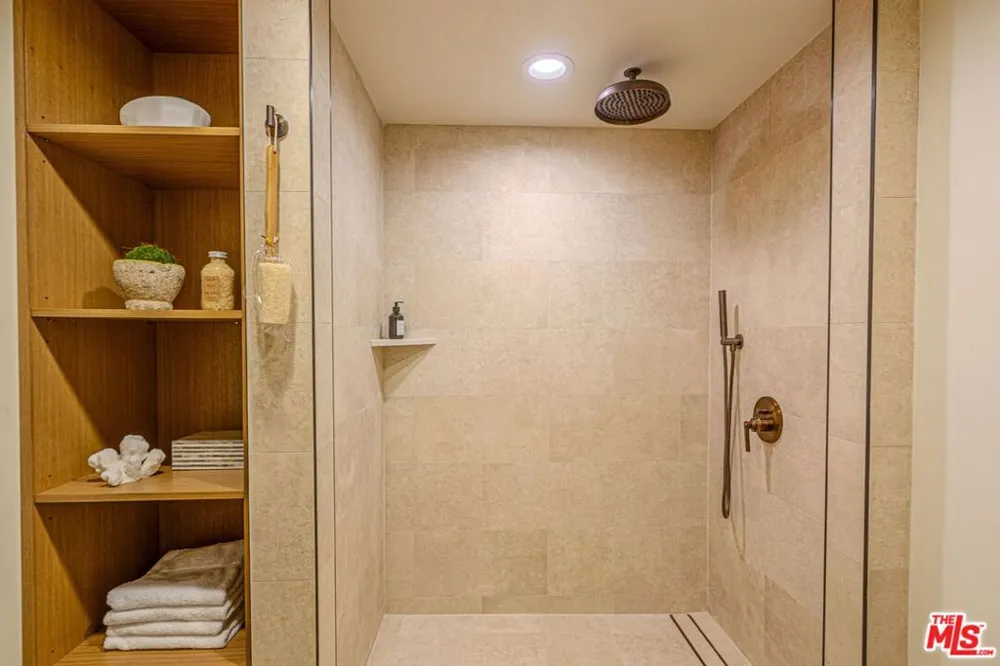 8787 Shoreham Drive #508 West Hollywood, CA 90069