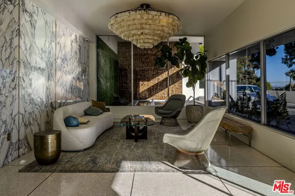 8787 Shoreham Drive #508 West Hollywood, CA 90069