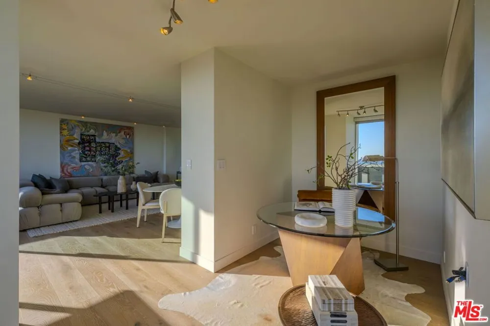 8787 Shoreham Drive #508 West Hollywood, CA 90069