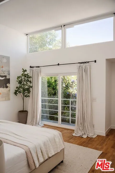 1031 17th Street #1 Santa Monica, CA 90403
