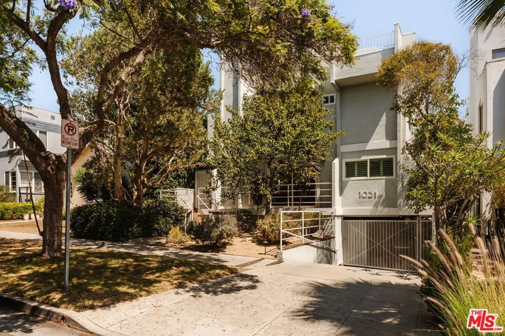 1031 17th Street #1 Santa Monica, CA 90403