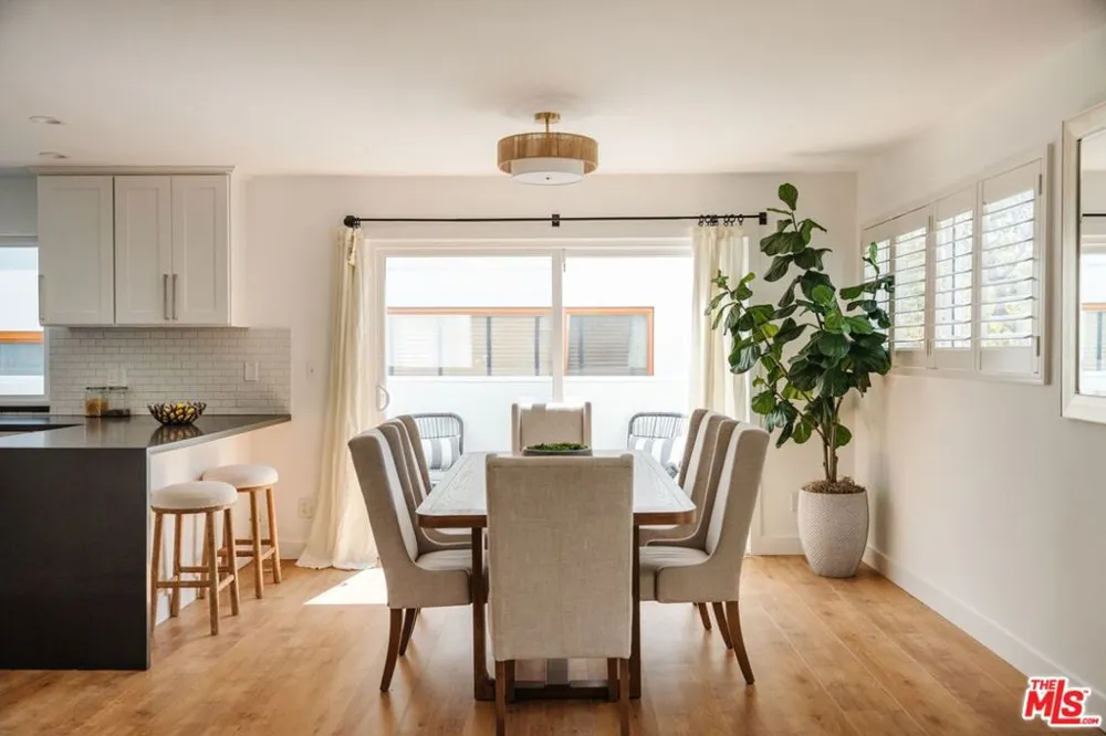 1031 17th Street #1 Santa Monica, CA 90403