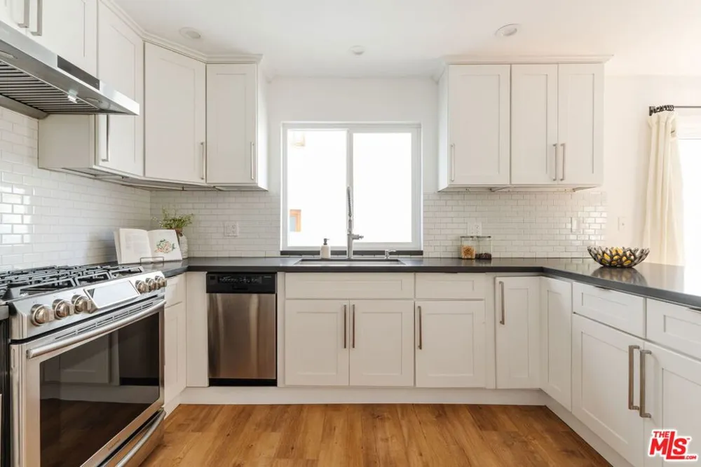 1031 17th Street #1 Santa Monica, CA 90403
