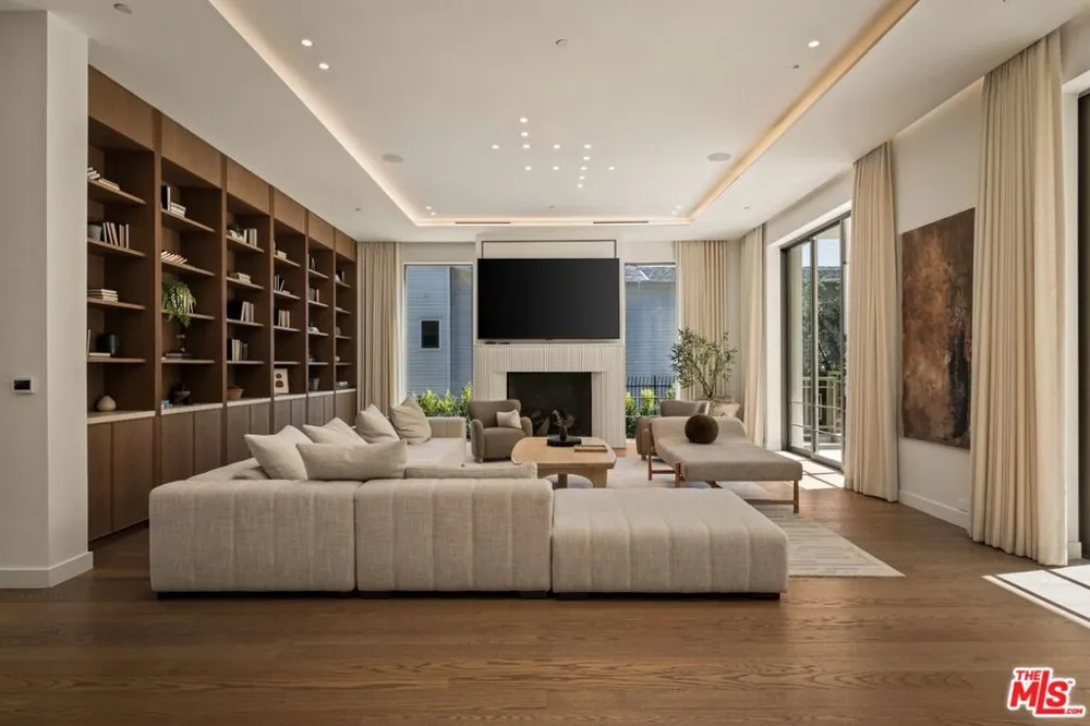1395 Doheny Drive Los Angeles, CA 90069