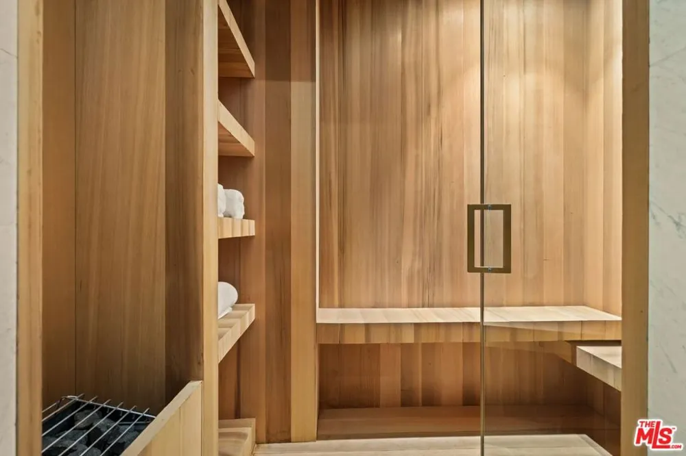 1395 Doheny Drive Los Angeles, CA 90069