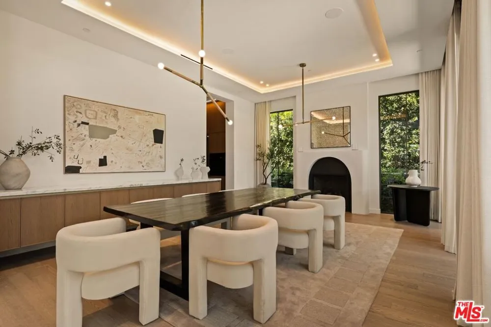 1395 Doheny Drive Los Angeles, CA 90069
