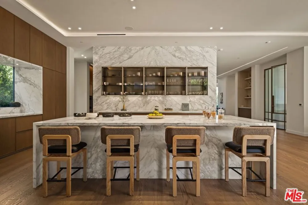 1395 Doheny Drive Los Angeles, CA 90069