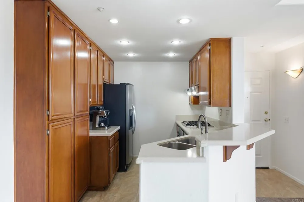 11145 Affinity Court #25 San Diego, CA 92131