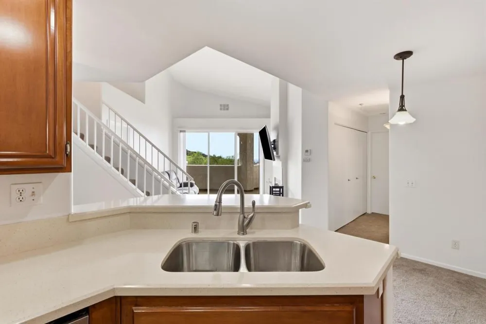11145 Affinity Court #25 San Diego, CA 92131