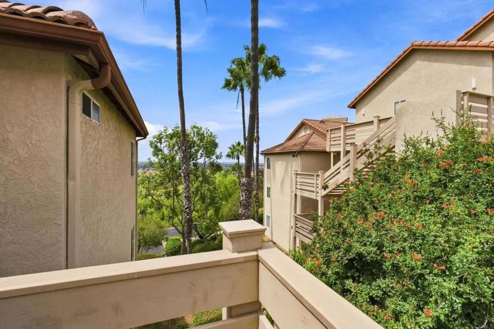 11145 Affinity Court #25 San Diego, CA 92131