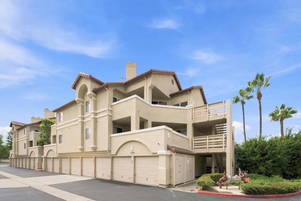 11145 Affinity Court #25 San Diego, CA 92131