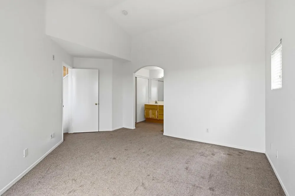 11145 Affinity Court #25 San Diego, CA 92131