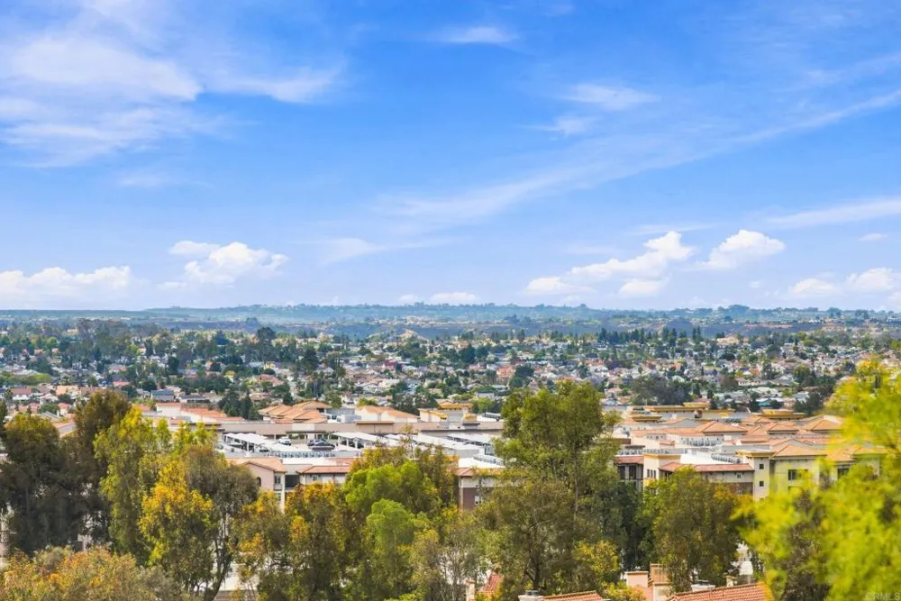 11145 Affinity Court #25 San Diego, CA 92131