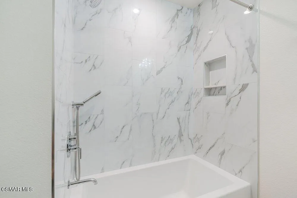 242 Green Lea Place Thousand Oaks, CA 91361