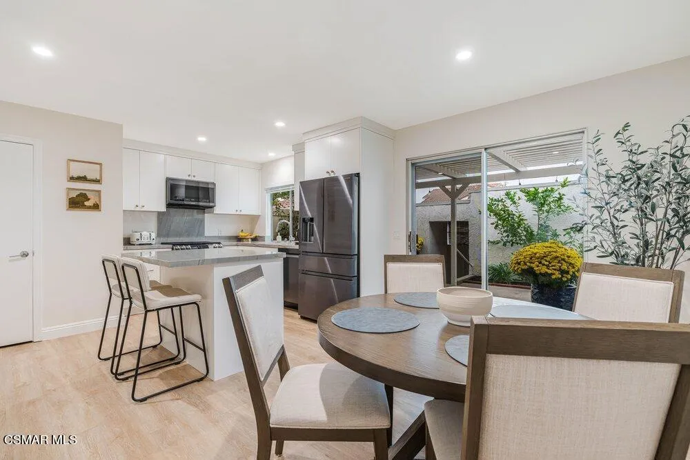 242 Green Lea Place Thousand Oaks, CA 91361