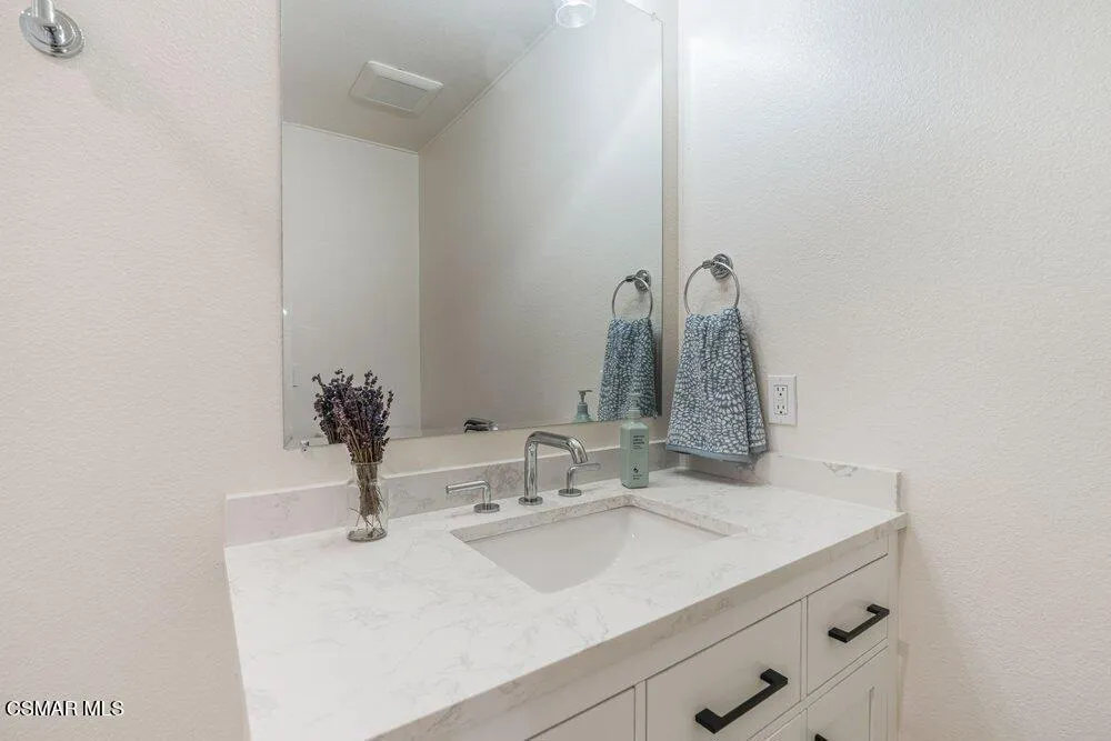 242 Green Lea Place Thousand Oaks, CA 91361