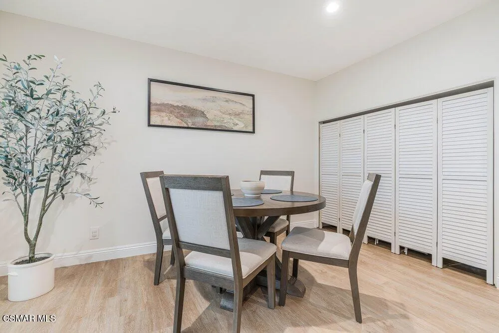 242 Green Lea Place Thousand Oaks, CA 91361