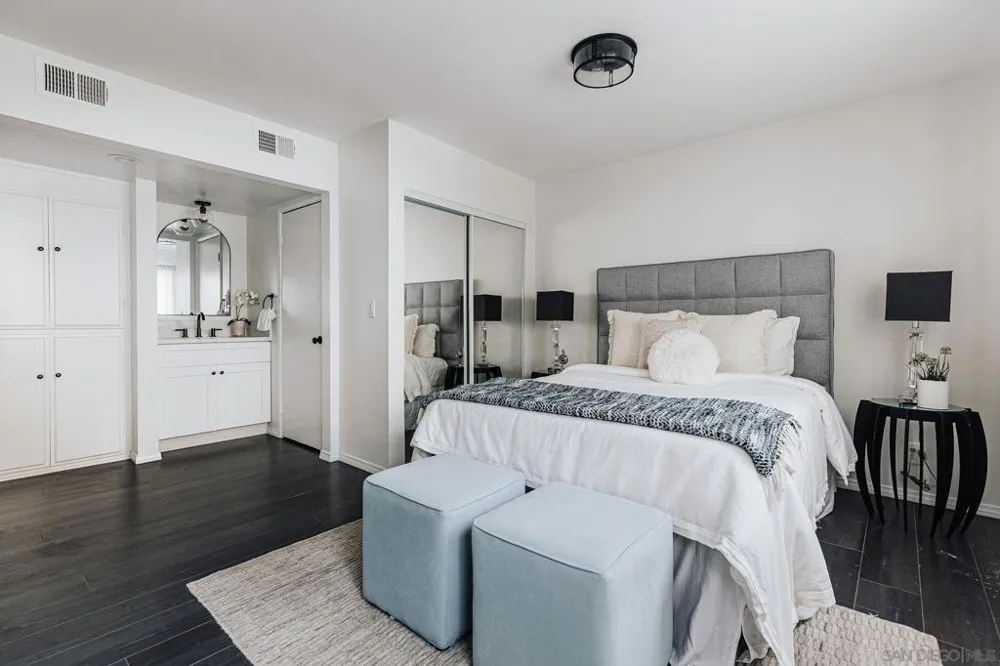 4652 Don Lorenzo Dr #A Los Angeles, CA 90008