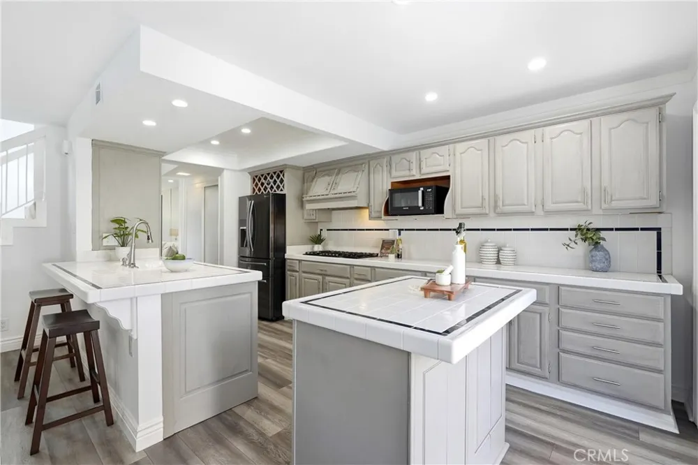 1810 Huntington Street Huntington Beach, CA 92648