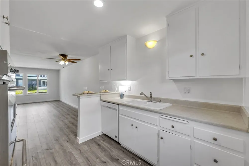 107 Lexington Costa Mesa, CA 92626