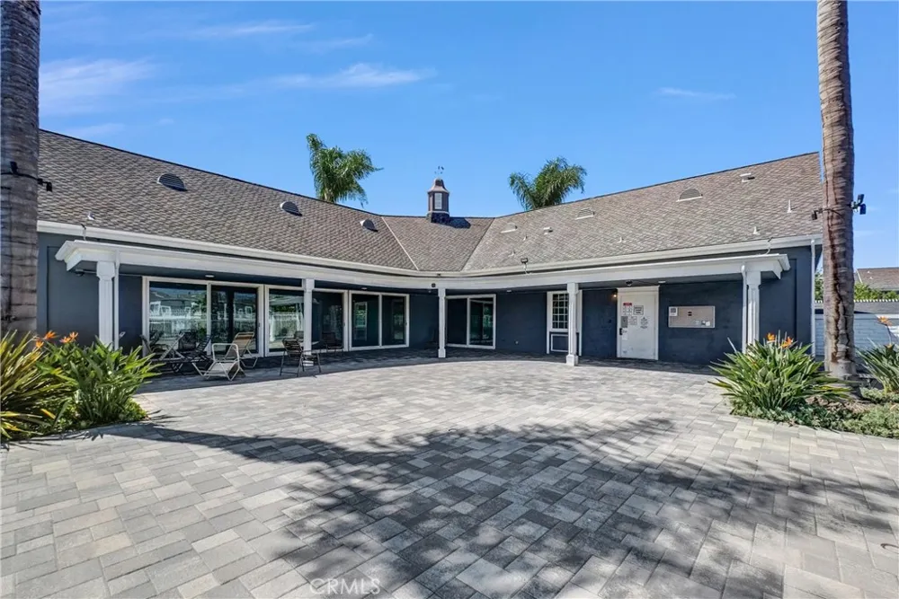 107 Lexington Costa Mesa, CA 92626