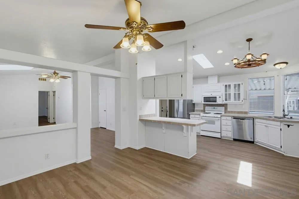 1440 S Orange #SPC 43 El Cajon, CA 92020