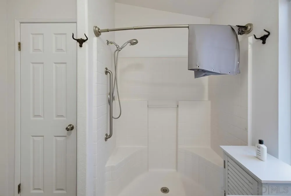 1440 S Orange #SPC 43 El Cajon, CA 92020