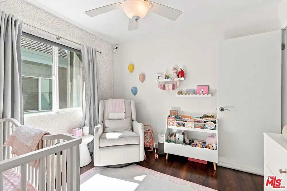 2520 Arizona Avenue #8 Santa Monica, CA 90404