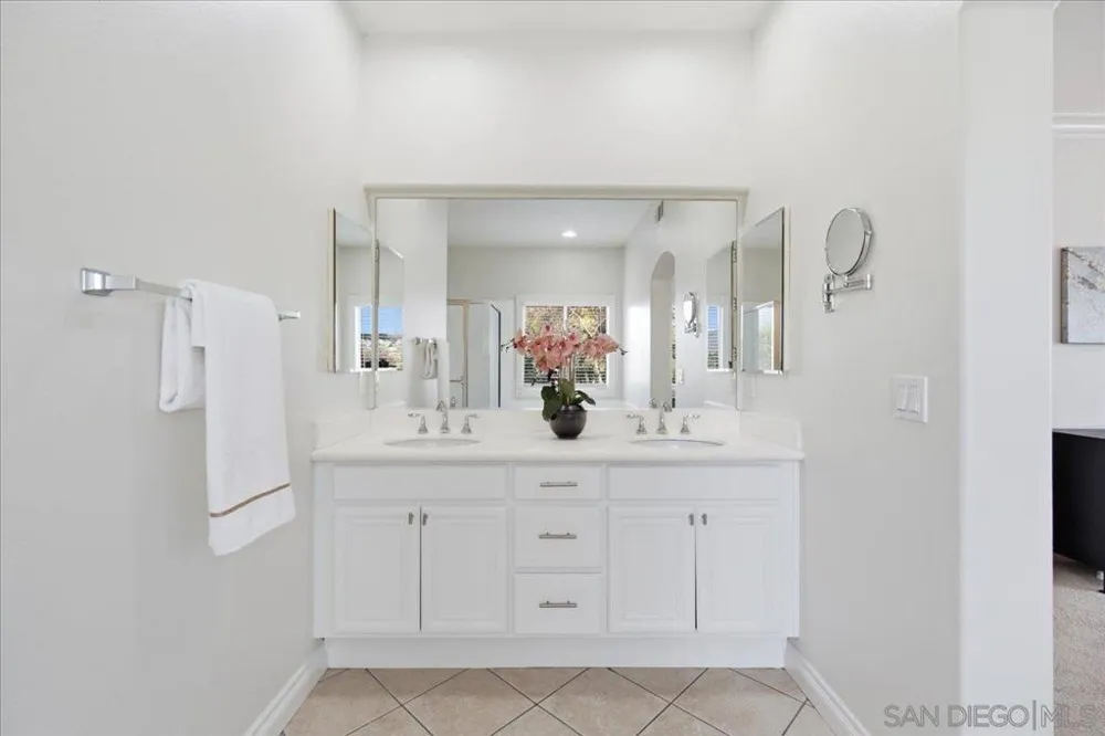731 Dry Creek Dr Chula Vista, CA 91914