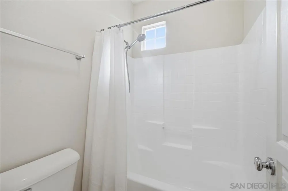 731 Dry Creek Dr Chula Vista, CA 91914