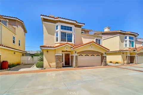 15908 Halldale #B
