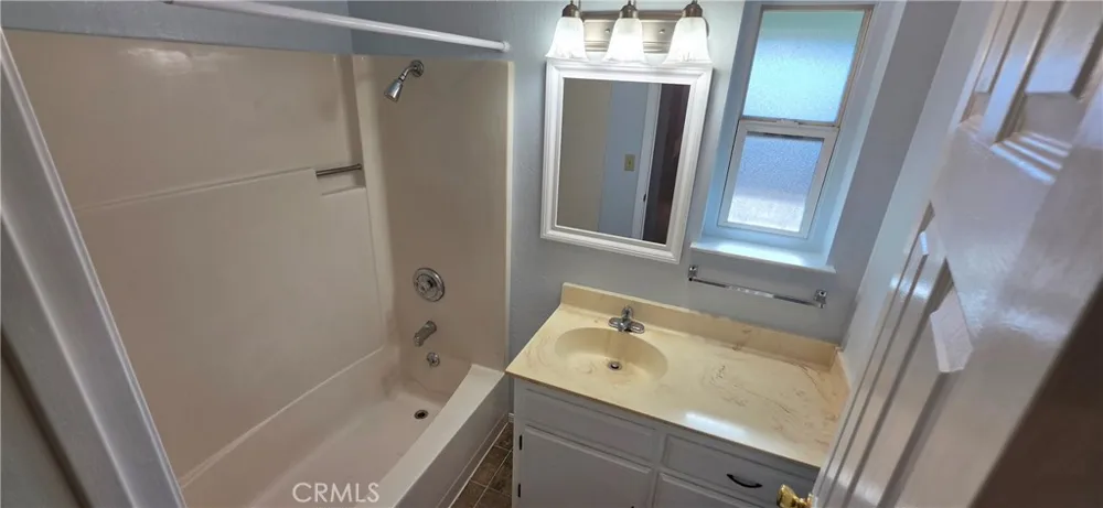 15200 Highlands Harbor Clearlake, CA 95422