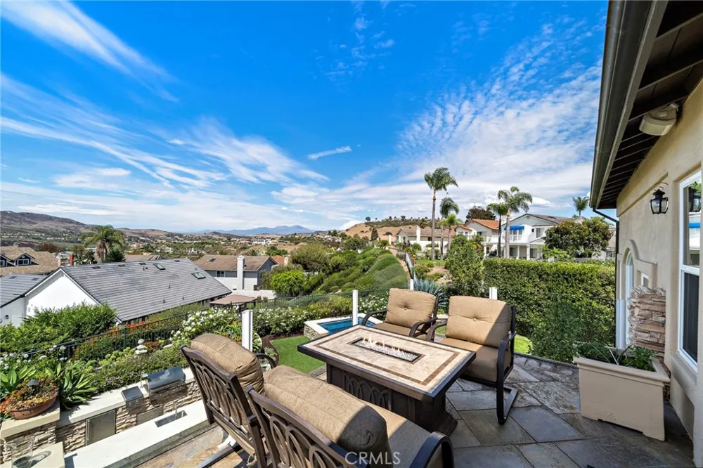 604 Calle Reata San Clemente, CA 92673